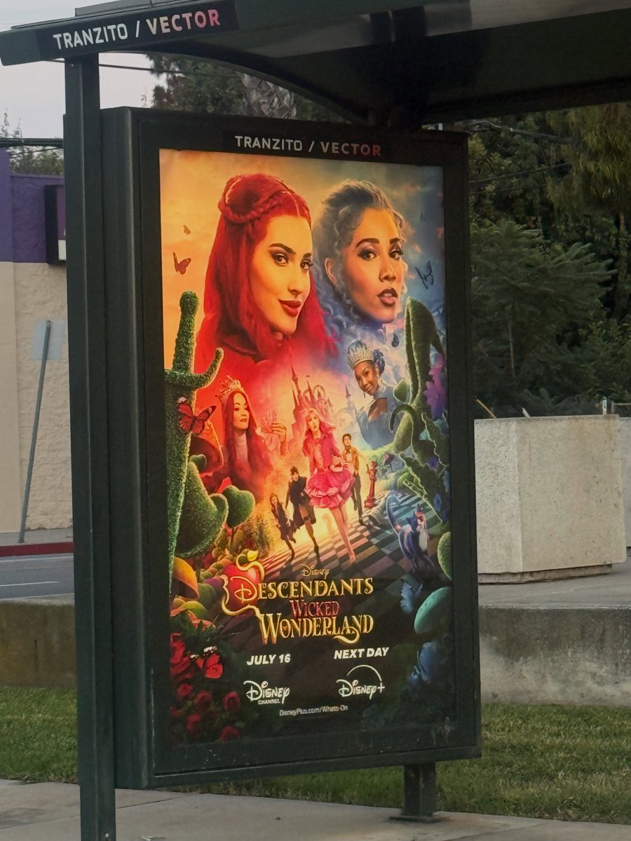 popstarky2005's tweet photo. thats a wrap on nyc press <333 @descendants week who’s readyyyy??!!!!!!!❤️❤️❤️🥹🥹✨💝💝🪄 https://t.co/A0iR5OtgVT