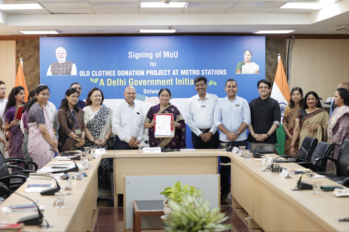 CMODelhi's tweet photo. An MoU was signed today at the Delhi Secretariat between the Delhi Government, DLWO, DMRC, SULM, ReSpun and Clothes Box Foundation to launch the Old Clothes Donation Project.

Under the initiative, ‘Arpan’ donation centres will soon be set up at 10 Delhi Metro stations, where citizens can donate old clothes. These will be recycled and upcycled, reducing textile waste, easing the burden on landfills, supporting a cleaner environment and creating new livelihood opportunities for women.

@OfficialDMRC 

#ViksitDelhi
