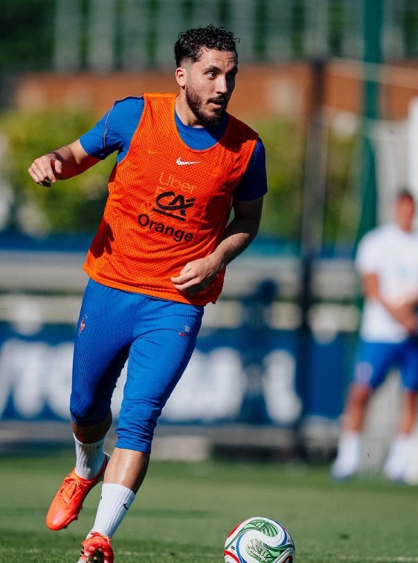 Goodnew47626401's tweet photo. Bro is name in starting xl tonight against spain💙🇲🇫 https://t.co/bateYLTtK3