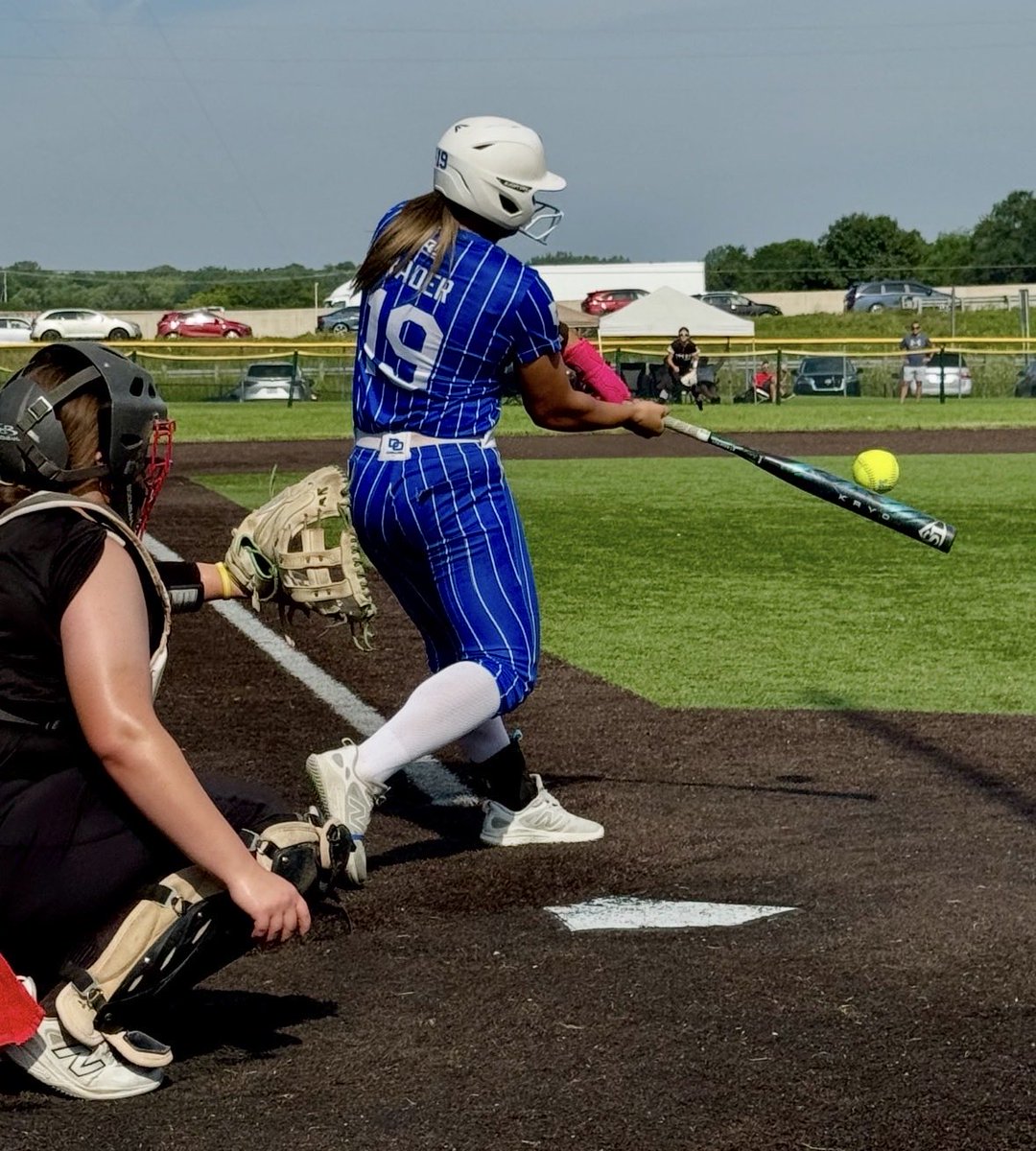 Finesse09Gowdy's tweet photo. 🔥The bats stayed HOT all weekend🔥finishing with a .427 team batting average!
Carvajal-2HR, 1Trip, 1DB Bartholomew-1HR, 1Trip, 1DB Kamenash -2DB
Pinzone-2DB Rader-3HR, 2DB
Rosko-2DB Gowdy-1DB Dichazy-1HR, 1DB
Matriano-1 HR https://t.co/1oP2lpaEsW