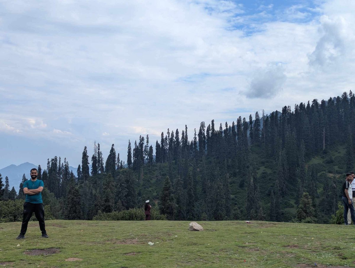 oxygen_khan's tweet photo. Once a mountain boy always a mountain boy 

#mountain_boy https://t.co/2JhdJnb2BE