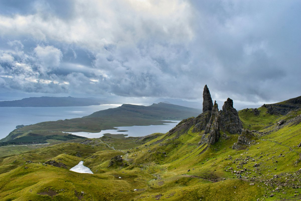 CharmOfCulture's tweet photo. A road trip through the Scottish Highlands 🏴󠁧󠁢󠁳󠁣󠁴󠁿 https://t.co/DJ5cAGX986