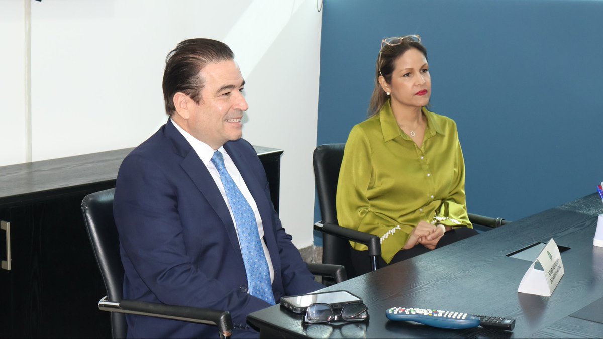 manuelchengpa's tweet photo. Hoy compartimos un espacio de diálogo con la Asociación Bancaria de Panamá @abpanama para abordar temas de interés relacionados con el sistema bancario del país. https://t.co/78EmyILtoT