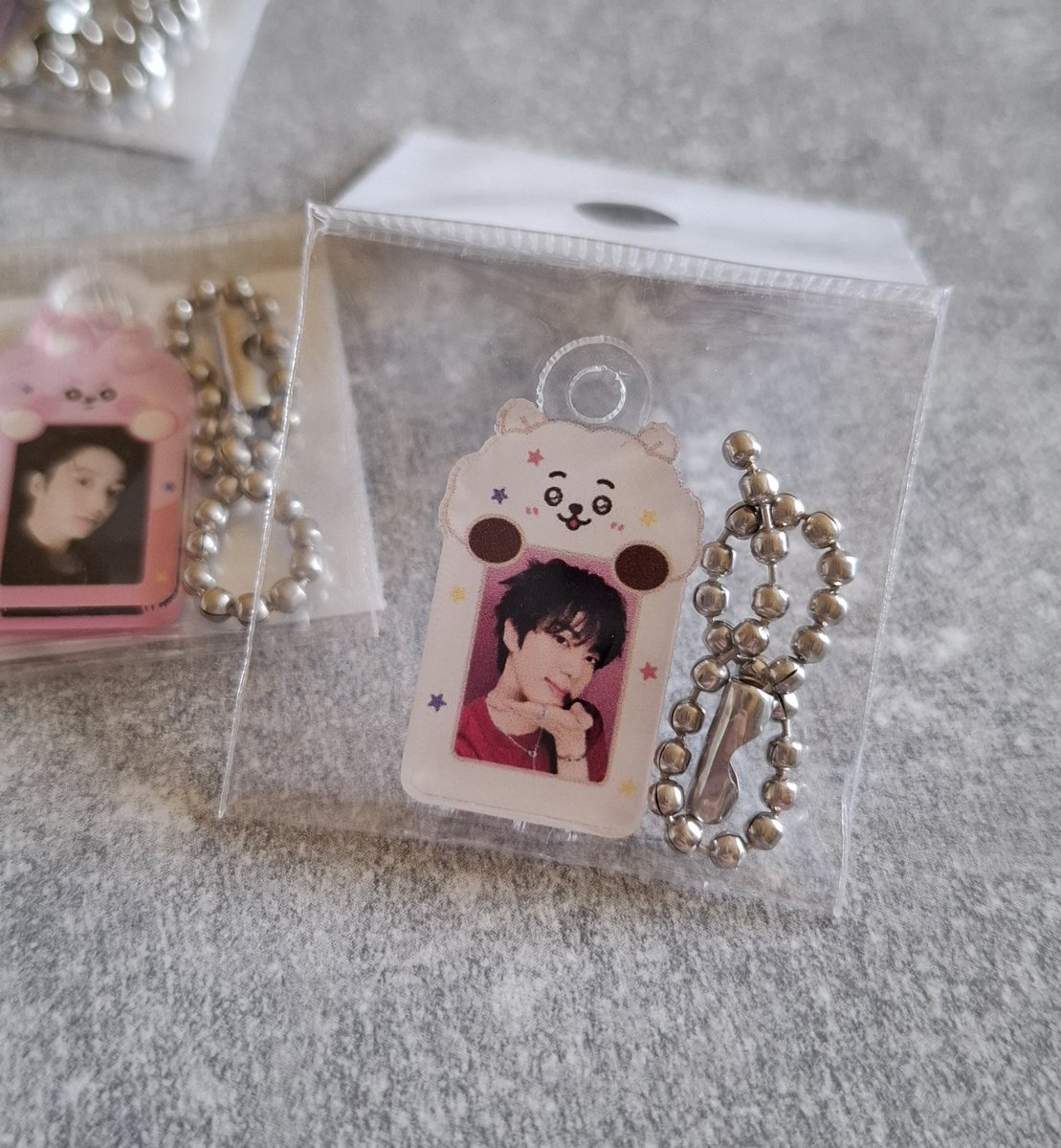 134340_Shine's tweet photo. Look what came today!!!!!!! Tiny holders keychains 🤏🤧🤧🤧 https://t.co/YkYXsZRjiU