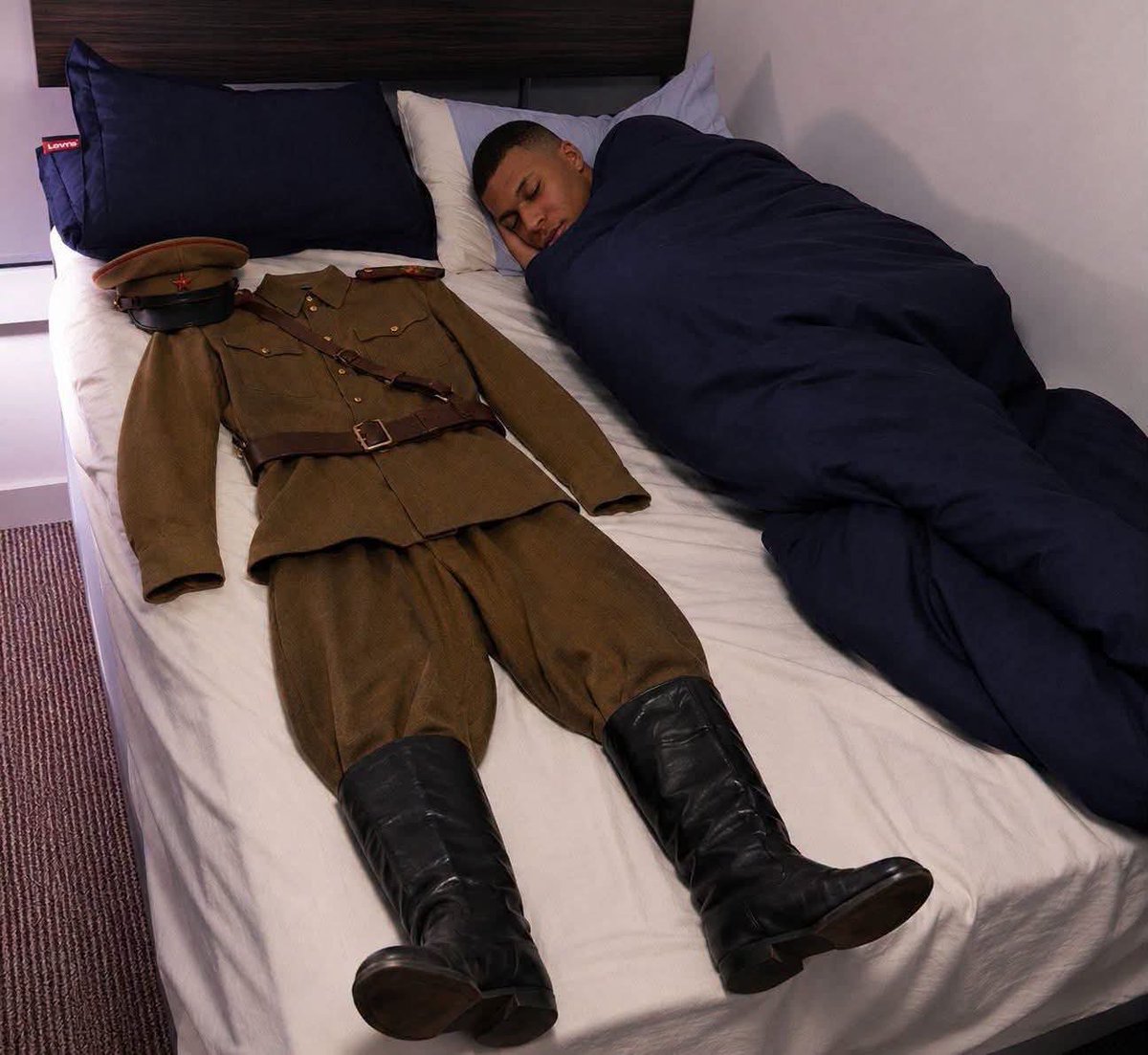 Merlin28999's tweet photo. Dictator mbappe is ready https://t.co/G3UAkVkq09