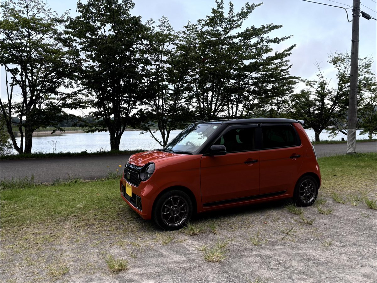 masashi_200's tweet photo. 日中外仕事してから、温泉で汗を流し、湯上がりに湖面を吹き抜ける高原の風と戯れる（笑）
N-ONEは月曜に久々手洗いシャンプー洗車しました♪ https://t.co/iqHpSNW0iA