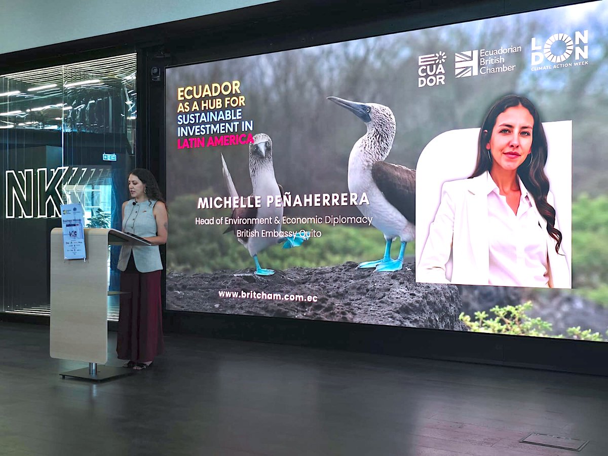 UKinEcuador's tweet photo. 🌱 Desde Londres hasta Ecuador, la acción climática nos une.

La Embajada Británica en Ecuador participó en la #LondonClimateActionWeek, uno de los eventos climáticos más importantes del mundo, donde líderes de gobiernos, empresas e instituciones financieras impulsan las alianzas e inversiones necesarias para acelerar la transición hacia economías más sostenibles, resilientes y competitivas.

Gracias a la @CamaraEcuBrit por su liderazgo en esta Misión, a la @EmbajadaEcuUK y la @CancilleriaEc  por su apoyo y compromiso con esta agenda compartida.
🌎 🇪🇨 🇬🇧 
Juntos, seguimos construyendo un futuro más verde.
#LondonClimateActionWeek #LCAW #ClimateAction #UKEcuador #Sustainability #ClimatePartnerships
