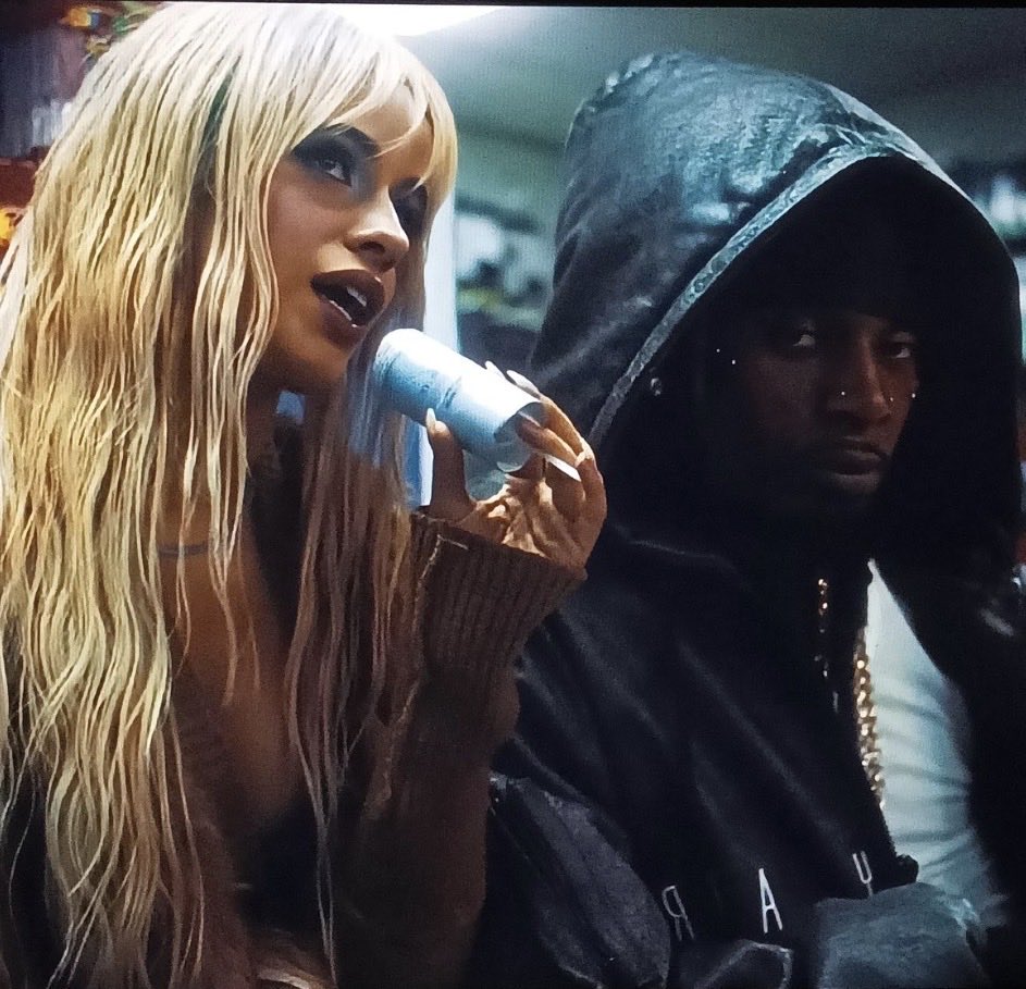 Sandrazwyg1's tweet photo. Qual รฉ o melhor duo?
#camila #camilacabello #youngthug #romance #dababy #cxoxo #playboicarti #drake #rapper https://t.co/RIuXOKcjnd