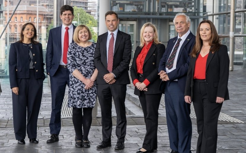 PoliticalWales's tweet photo. 🚨🚨𝗪𝗘𝗟𝗦𝗛 𝗟𝗔𝗕𝗢𝗨𝗥 𝗪𝗜𝗟𝗟 𝗩𝗢𝗧𝗘 𝗔𝗚𝗔𝗜𝗡𝗦𝗧 £𝟭𝟰𝟱 𝗠𝗜𝗟𝗟𝗜𝗢𝗡 𝗘𝗫𝗧𝗥𝗔 𝗙𝗢𝗥 𝗧𝗛𝗘 𝗡𝗛𝗦

Today in the Senedd it is expected that @Welshlabour will vote againt the Welsh Government's supplementary budget.

Voting alongside Reform and the Tories, the NHS in Wales will not receive the intended £145 million intended cash injection.