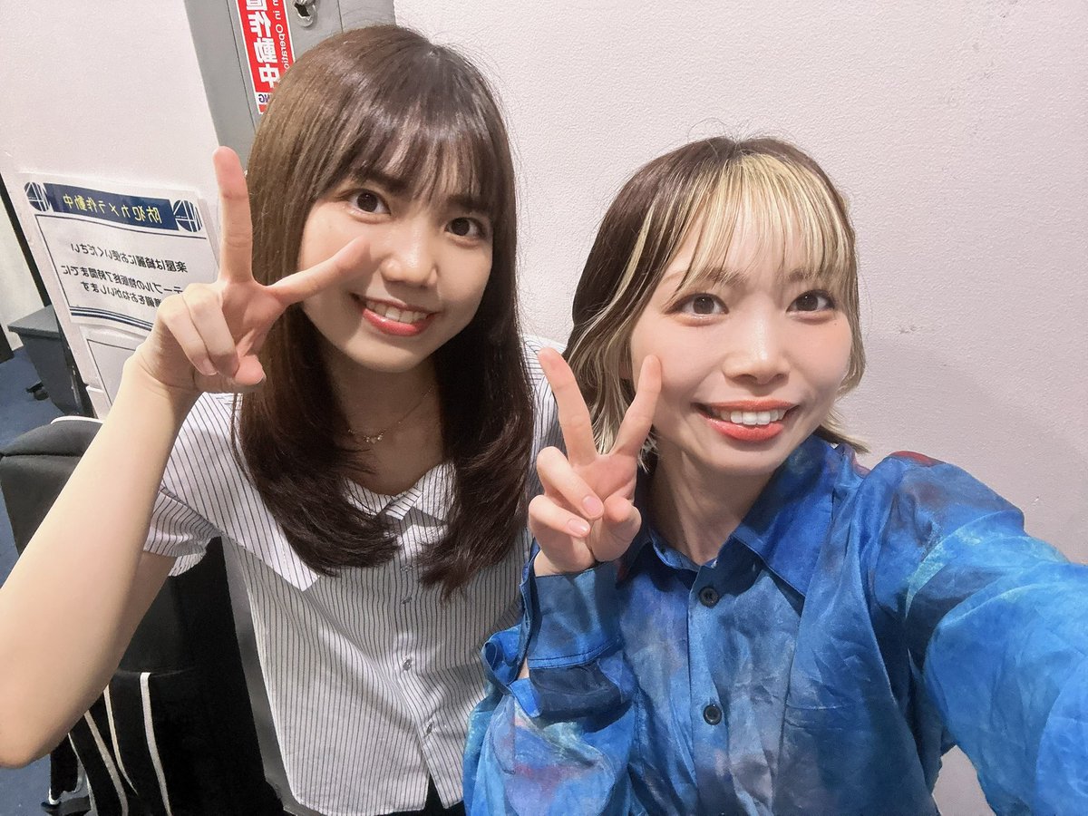 sorano_ne__'s tweet photo. 本日はnavey floor AKASAKAさんでのライブありがとう✨✨

日常の中で、こんなに生の音楽に沢山触れることができて本当に幸せ者や！！！
明日は渋谷eggmanさんです‼️全曲弾き語る〜🎸

🔻今後のライブ情報はこちら！
🗓️https://t.co/q0PTpC9Wh6 https://t.co/eqxpxvPnkq