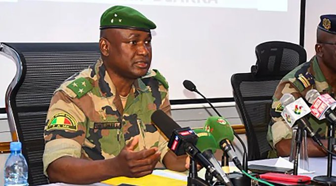 MaliinStyl_'s tweet photo. #Mali: 🇲🇱 Le ministre délégué auprès du ministre de la Défense et des Anciens Combattants, le Général Oumar Diarra, a présenté lundi le 13 juillet 2026, le bilan des principales réalisations enregistrées dans le secteur de la Défense. https://t.co/ws8SfvE41n