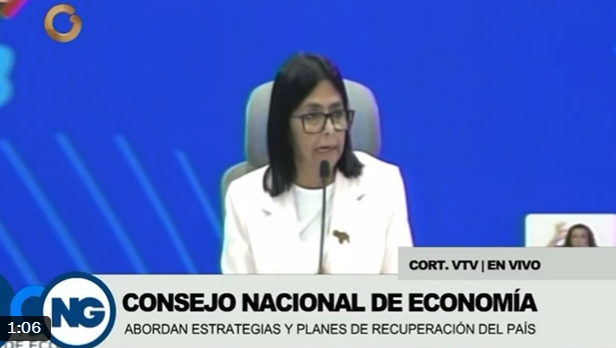 luzvinsanchez's tweet photo. No se dejen engañar por esta criminal e ilegitima ladrona del Poder en Venezuela, denunciala!!!! https://t.co/pjip5CO2tg