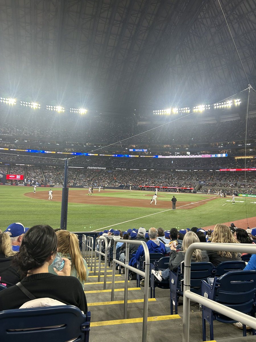 e__xily's tweet photo. @clemenzuela Section 143 is behind 3rd base but you’re at an angle to see everything. I’d say probably row 15 is the farthest you can go back and still see into the dugout. 

The bullpen is a great experience, however you can’t see much of the game w/o a screen &amp; u can’t see the big screen https://t.co/JIOsPCh2Yy