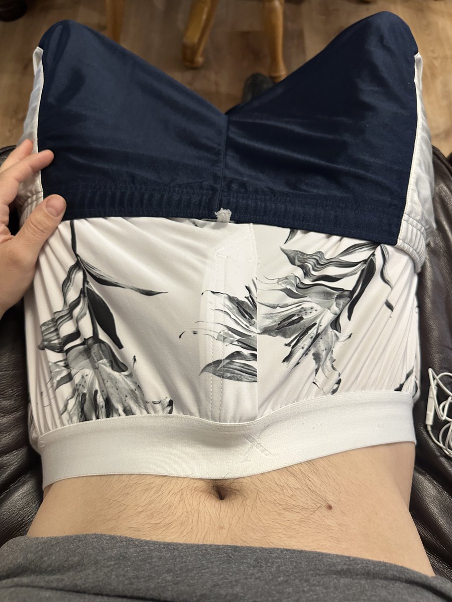 JustaSaggerKing's tweet photo. Beg for it with your wallet #findom #cashsub #humanatm #humanwallet #walletfag #findomalpha #saggerfindom #drainyourbankdryforme #submitsendrepeat https://t.co/H3RjyfFCGQ