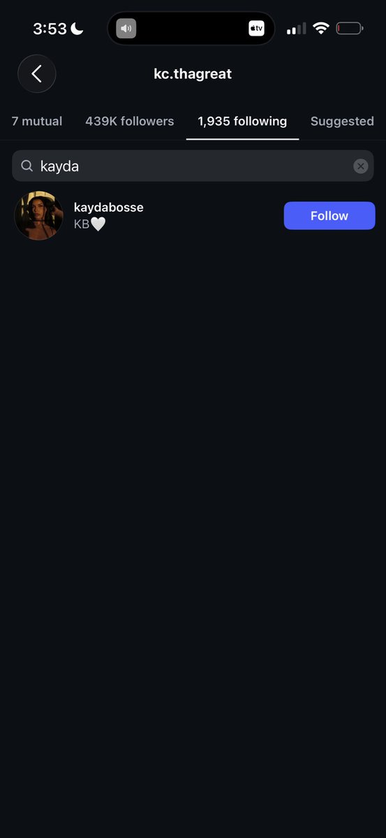 dizzledeezy's tweet photo. KC follows Kayda and Melanie. Gang gotta have some self respect and not follow these hos. https://t.co/vpgs3ts55N