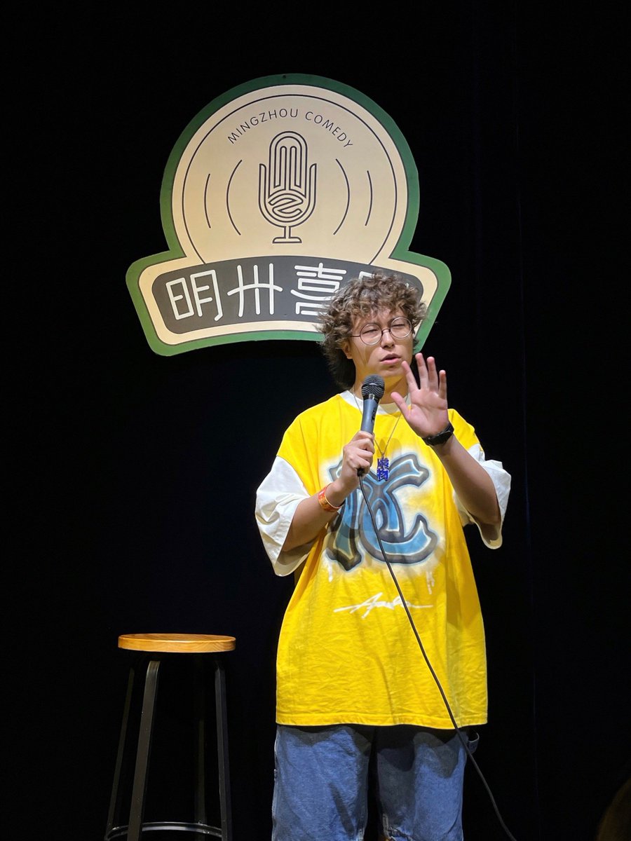 StanleyLana's tweet photo. Just bombed a joke about how my grandma thinks "Netflix" is a new kind of fishing net. The front row just walked out—she’s gonna call me tonight to ask if I need bait. https://t.co/NBoIxxeyOE