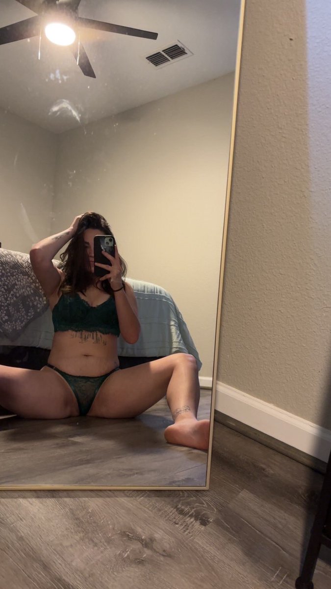 Lily Smith tweet media