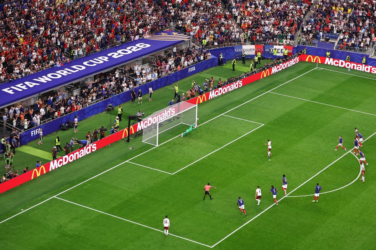 ⚽️ تا‌‌ خرتناق فوتبالی ⚽️ tweet media