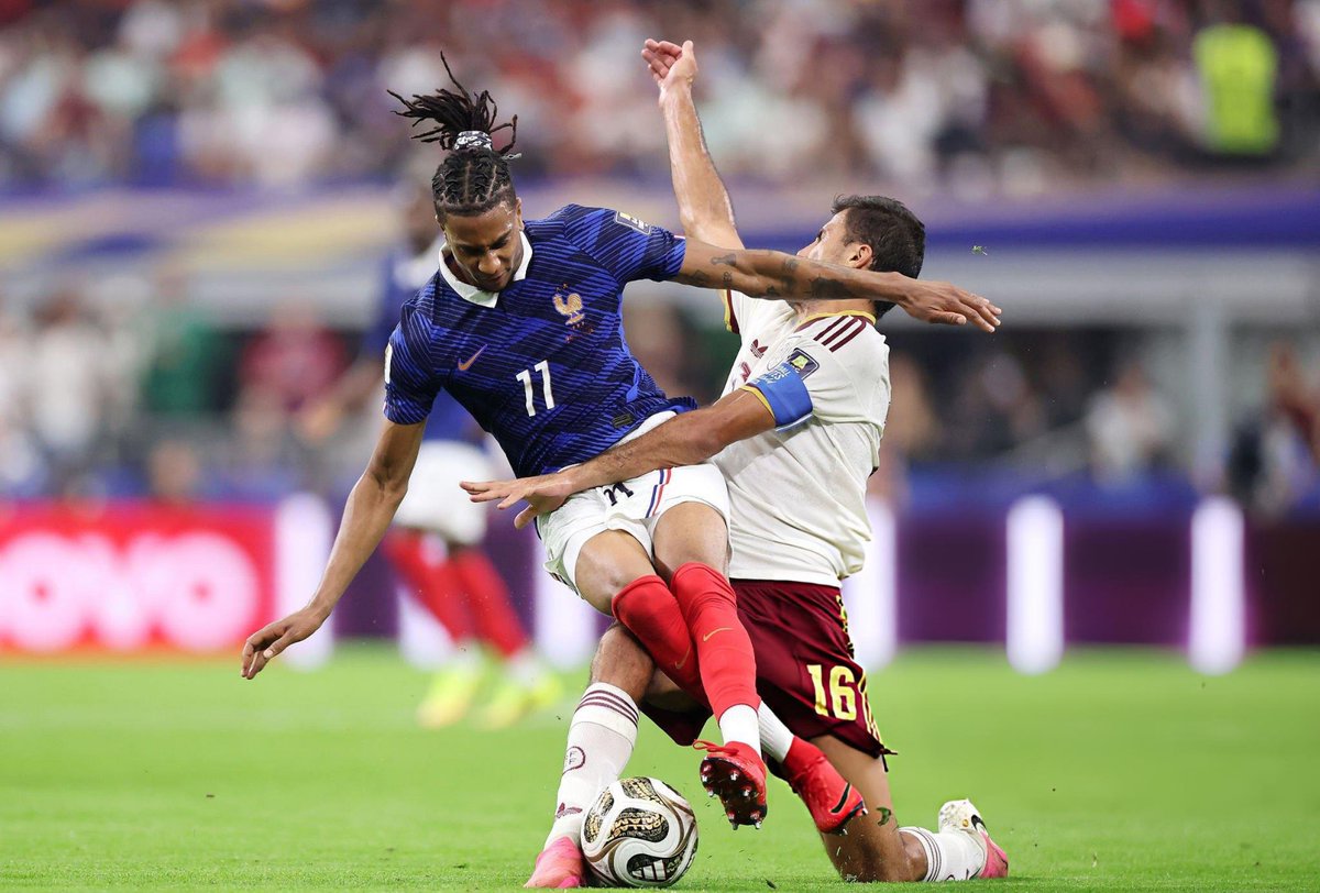 SharjahSportsTV's tweet photo. إسبانيا تزيح فرنسا من طريقها إلى نهائي كأس العالم 2026 بثنائية نظيفة 2-0

#فرنسا_إسبانيا 
#كاس_العالم_٢٠٢٦ 
#الشارقة_الرياضية https://t.co/4JOr7oav0u
