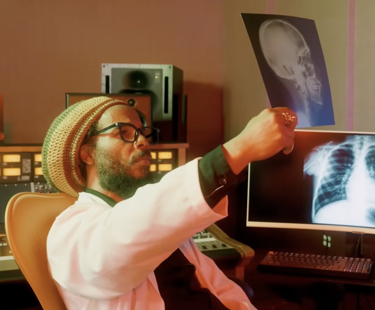 ziggymarley's tweet photo. Press play and feel the message 🎶✨ Watch the official “Racism Is A Killa” music video on YouTube!

https://t.co/ww9xw4Hrzm https://t.co/qHFU7mHwb1