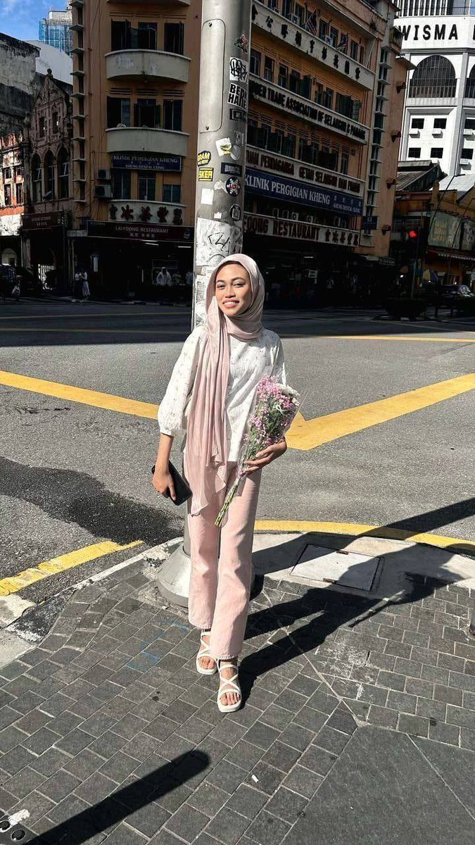 syazwall's tweet photo. Bertudung macam mana labuh pun kalau dh masuk air mmg bukak baju juga🥵masuk link ni korang jarang” dapat min yg trusted percya la ..korang masuk mmg cnfrm bnyk colection🙊❤️❤️❤️
#fypシ゚viral 

https://t.co/wBhoyjq0Mw https://t.co/wPw32QdrBF