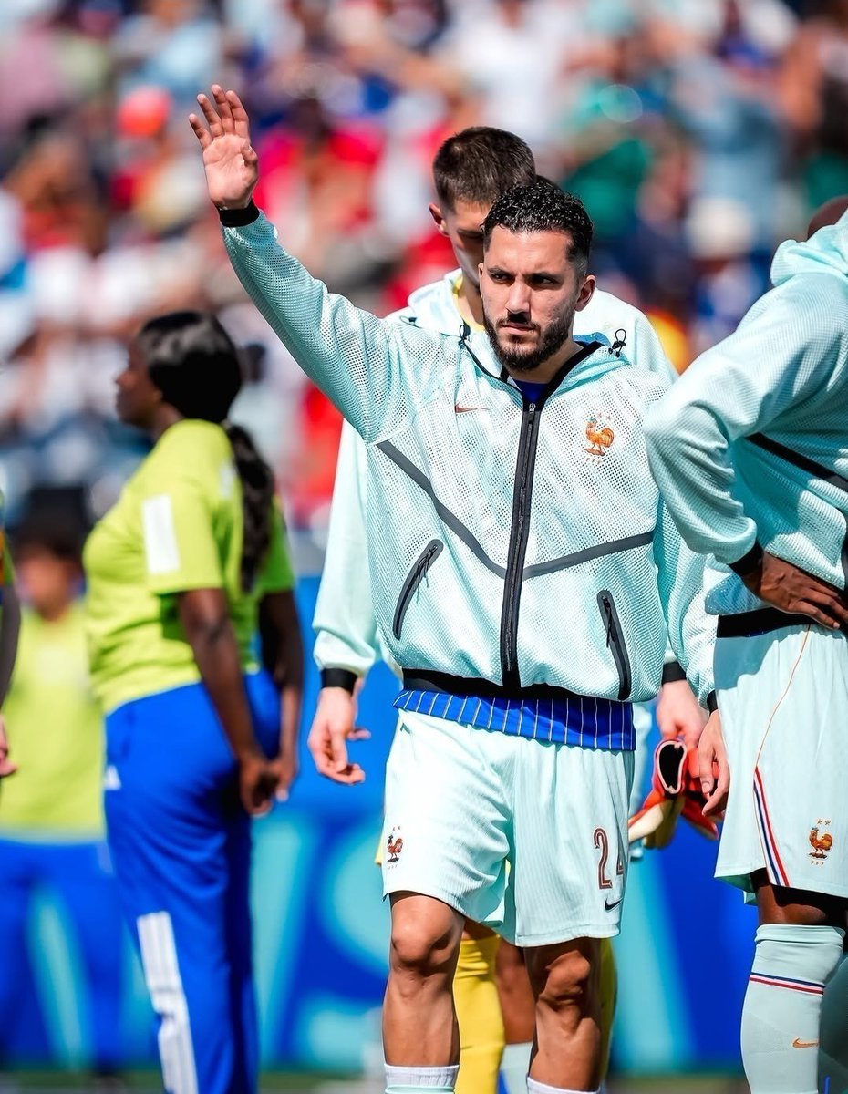 nomercyy04's tweet photo. Tbh he is the only player from france that i feel bad for, he deserved so much better instead he was just warming the bench for some "non chalant" faggot who uses small teams to make us think hes good.
Can't wait for cherki to ball out in the prem ๐ซ #cherki #freecherki https://t.co/5WEXtZ3ElQ