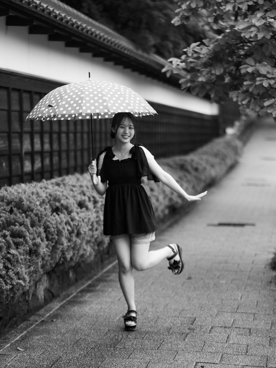 kazwestpc5's tweet photo. 「街で見掛けた美女 5」

k:「あ！カメラ意識したらあかんがや」
あ:「1回位えぇがや‼️」

モデル #藤咲あやの(@ayano_rare)さん
  #RARE撮影会(@RARE___photo)
 #ポートレート
 #モノクロポートレート
 #kaz劇場へようこそ
 #LUMIX https://t.co/zvofqhDVDq