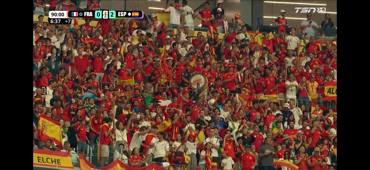 crazyx105's tweet photo. vamos espana, into the final https://t.co/e6D3Hev2aP