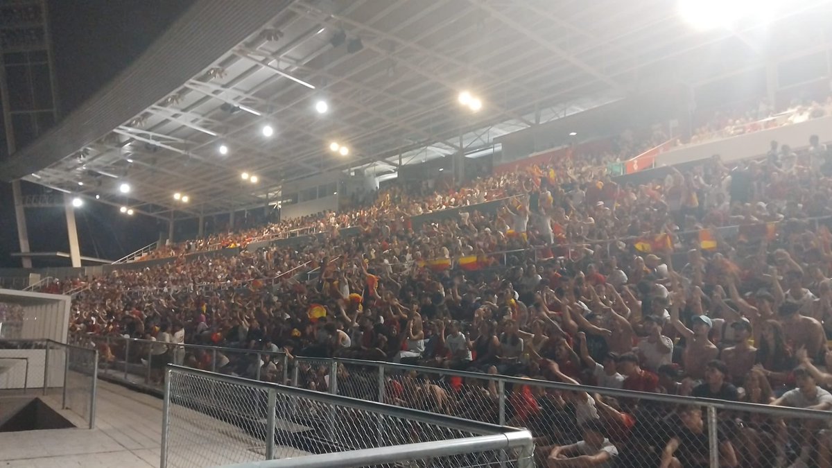 Areadejoctrs's tweet photo. 🚨🇪🇸 #ÚLTIMAHORA

 #Terrassa tindrà pantalla gegant per viure la final del Mundial‼️

L’afició egarenca donarà suport al seu gran referent, @daniolmo7 , que disputarà la primera final d’un Mundial de la seva carrera.

🏆 Una cita històrica que es viurà el diumenge (21.00 h). https://t.co/8daPb2Qr1v