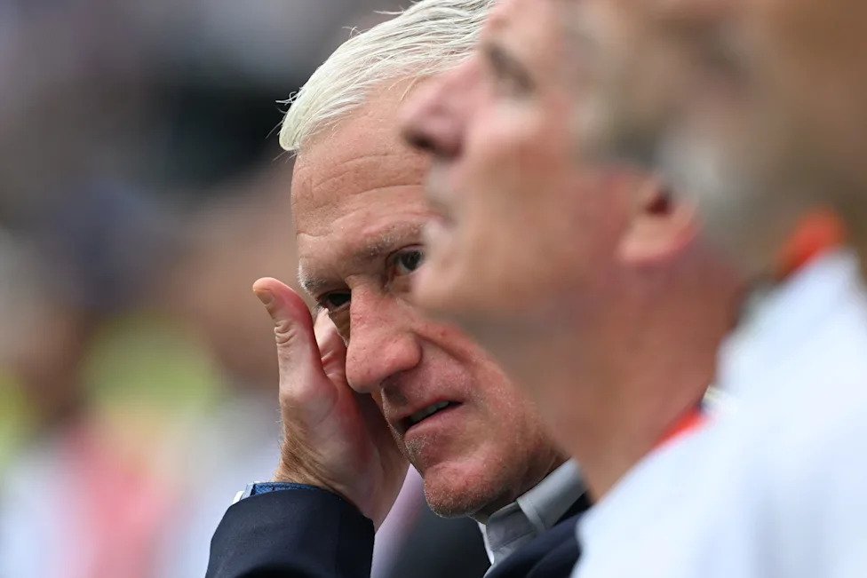 edehnonso_'s tweet photo. @FabrizioRomano I knew  Deschamps was going  to quit when I saw the look on  his face 😂 https://t.co/6SbxYHBahf