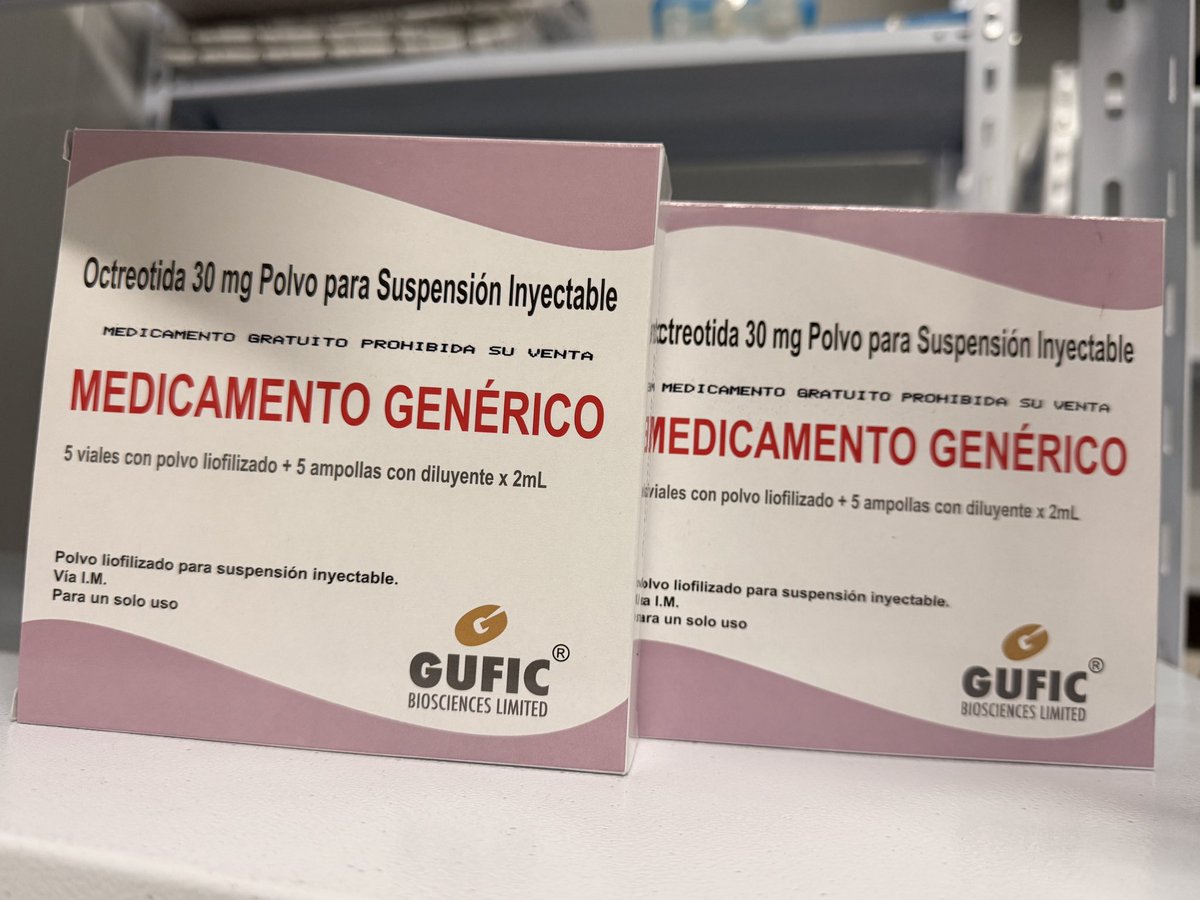 HIAyoraLoja's tweet photo. 🏥 Invertir en medicamentos de alta especialidad es invertir en esperanza, calidad de vida y bienestar. Con una inversión aproximada de 4 mil dólares el @HIAyoraLoja recibe medicamento de alta especialidad, destinado a pacientes que requieren tratamientos complejos y continuos. https://t.co/F8YDawbS4n