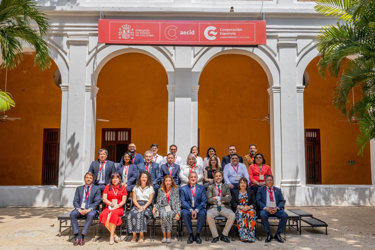 CorteConstEcu's tweet photo. La jueza constitucional Alejandra Cárdenas Reyes participó en el seminario “Inteligencia Artificial, Derechos Digitales y Generaciones Futuras”, organizado por el Programa #Intercoonecta de @AECID_es y el @CFCECartagena. https://t.co/UdJVccV1DB