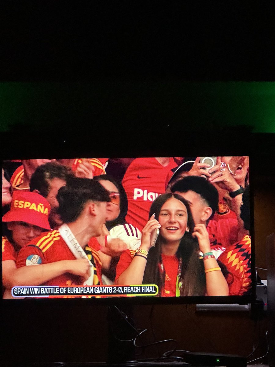 thindpau87's tweet photo. Matches are won with strikers but tournament /Cups are won with defenders along with proper strategy &amp; execution,clean sheet against top 🇫🇷 &amp; best strikers in world is just commanding statement by 🇪🇸  #fifaworldcup #francevsspain  #france   #spain   #FRAESP #FranciaEspaña #paobc https://t.co/jfCGdPFZWz