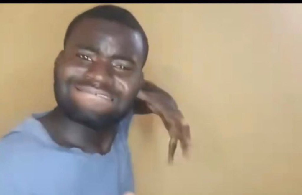GeneralFunshies's tweet photo. Break up nor pain reach like this 🤦‍♂️
#FRAESP https://t.co/FsFF6O7VUD