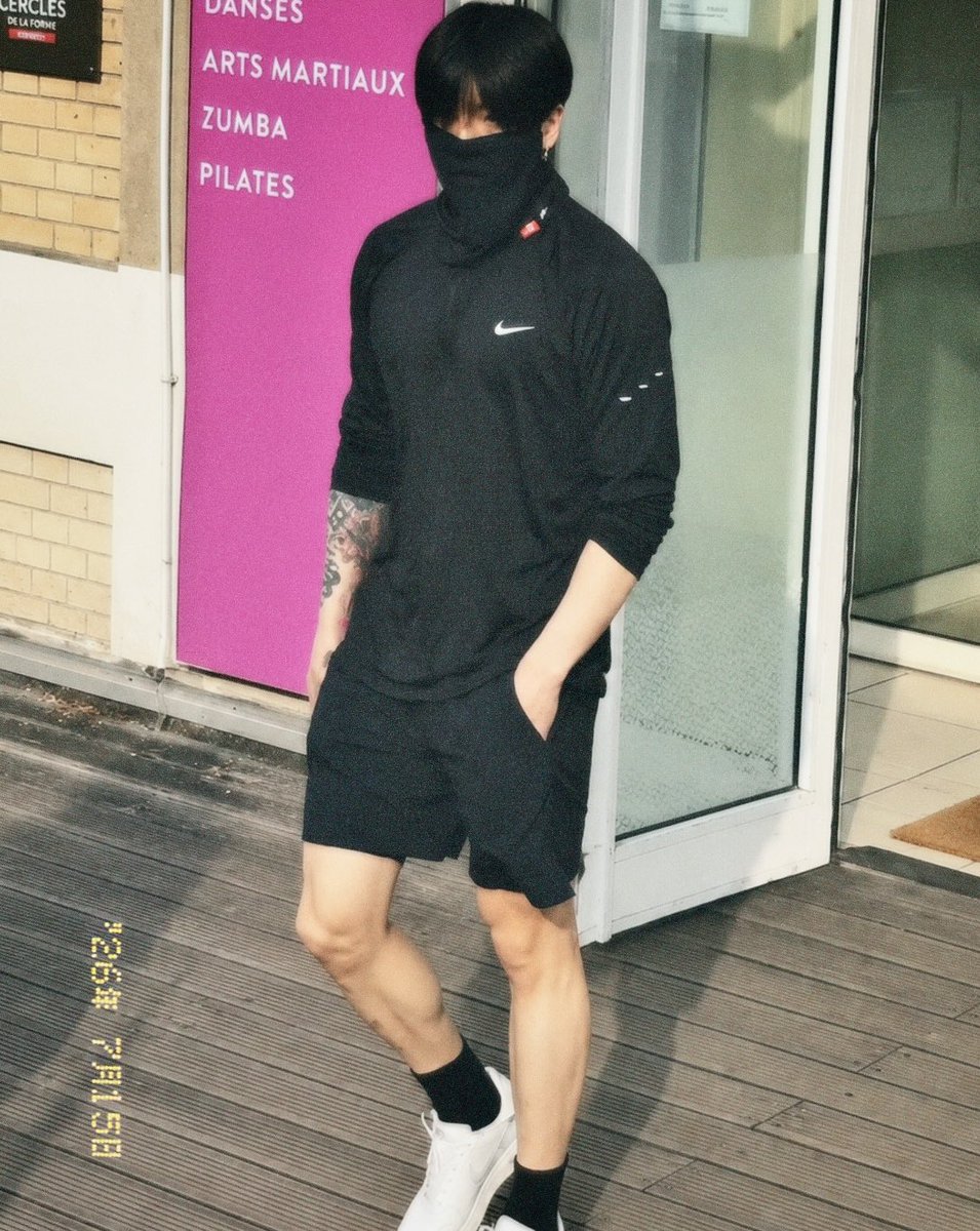 JKMA_0's tweet photo. He's so freaking hot !!! https://t.co/BiiBf1RKg3