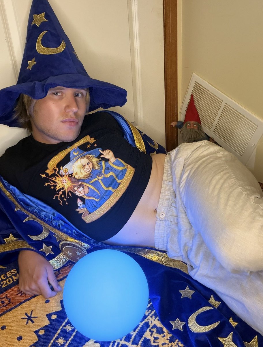 Greg the Sorcerer tweet media