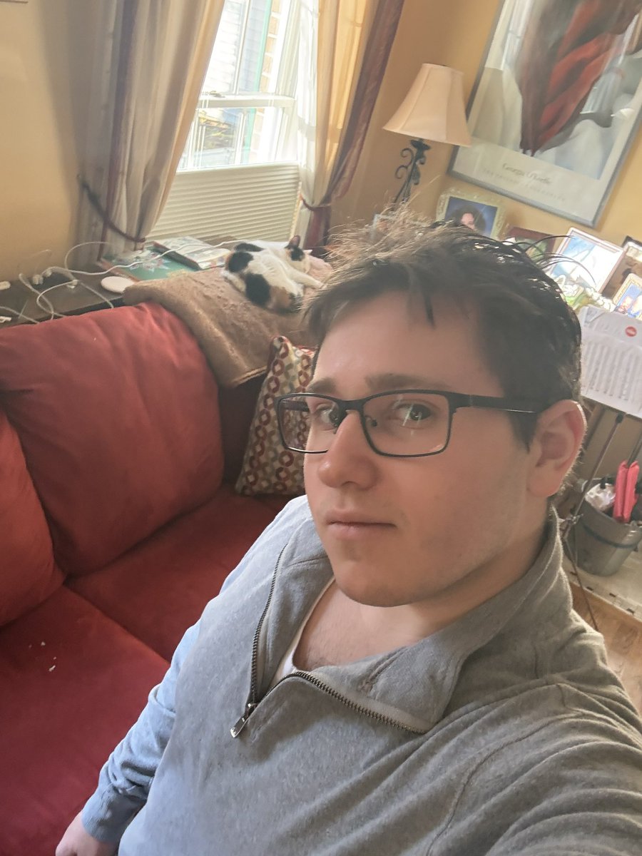 WackaboobooP's tweet photo. @nerissa_en Rissa got my glasses wearing ass blushing I swear https://t.co/dn2jXfa74D