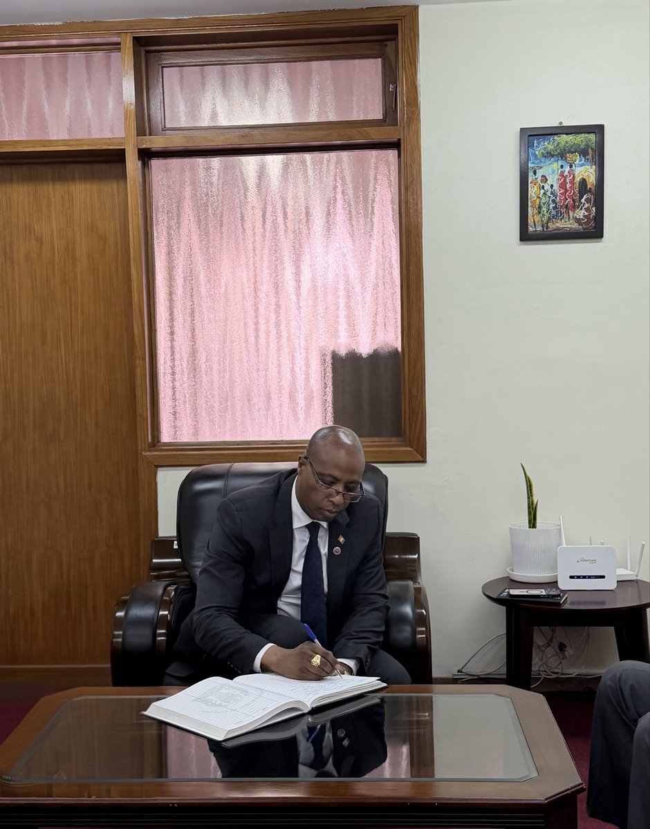 UbaloziAddis's tweet photo. H.E. Amb. Innocent Shiyo welcomed H.E. Amb. Ennio Maes, Amb. of the Republic of Côte d’Ivoire to  Ethiopia🇪🇹, for a cordial meeting at the Embassy. The two Ambassadors exchanged views on enhancing bilateral relations and expanding cooperation b/n Tanzania🇹🇿 and Côte d’Ivoire🇨🇮. https://t.co/bK0q69Ar53