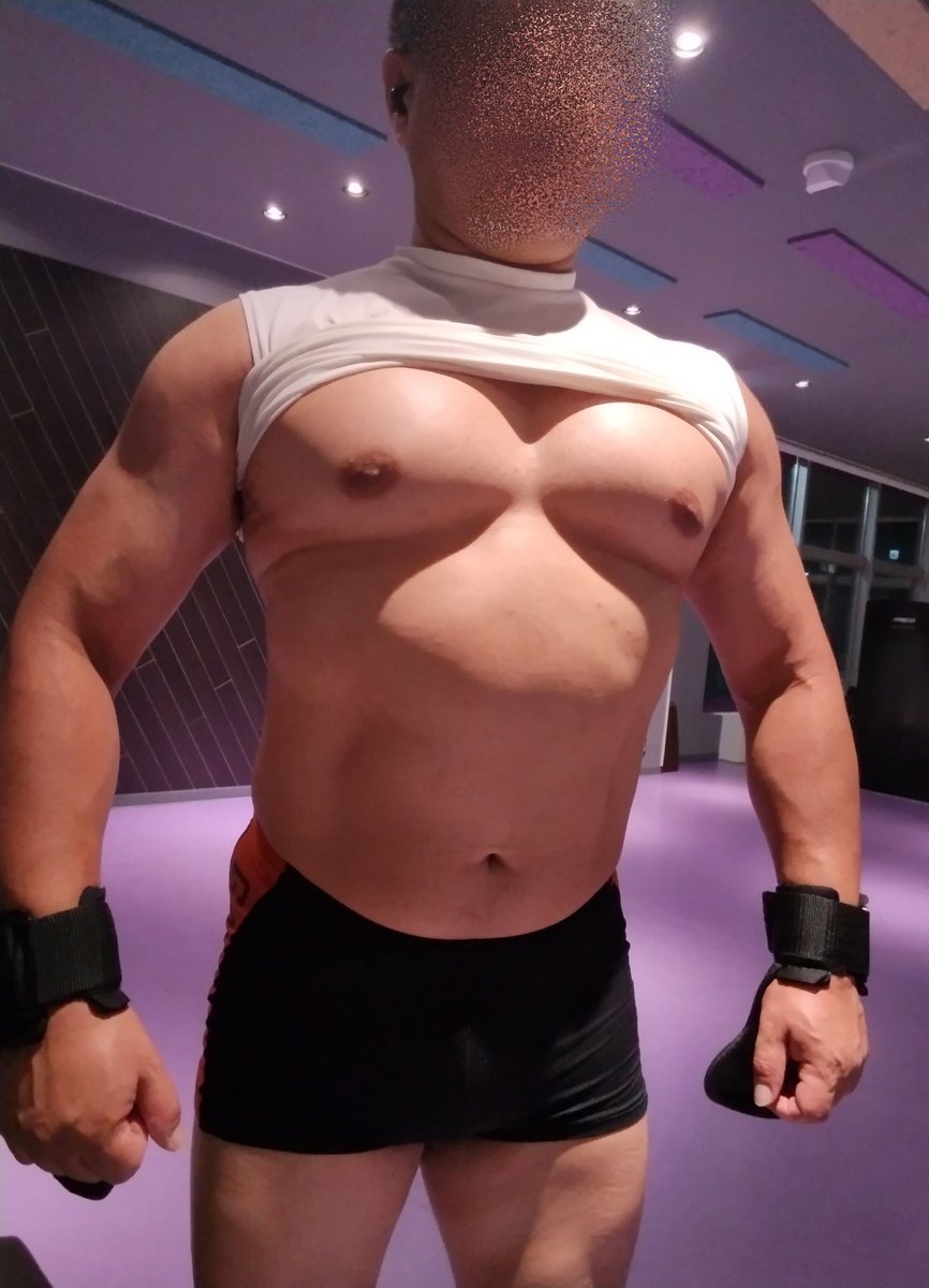 Y_Kadoka2's tweet photo. 以前行ってた総合型スポーツクラブは火曜日定休だったので、火曜日はジムに行く気がしないことが多い。
よって今日はお休み。
過去画 https://t.co/vOJbx7zMA8
