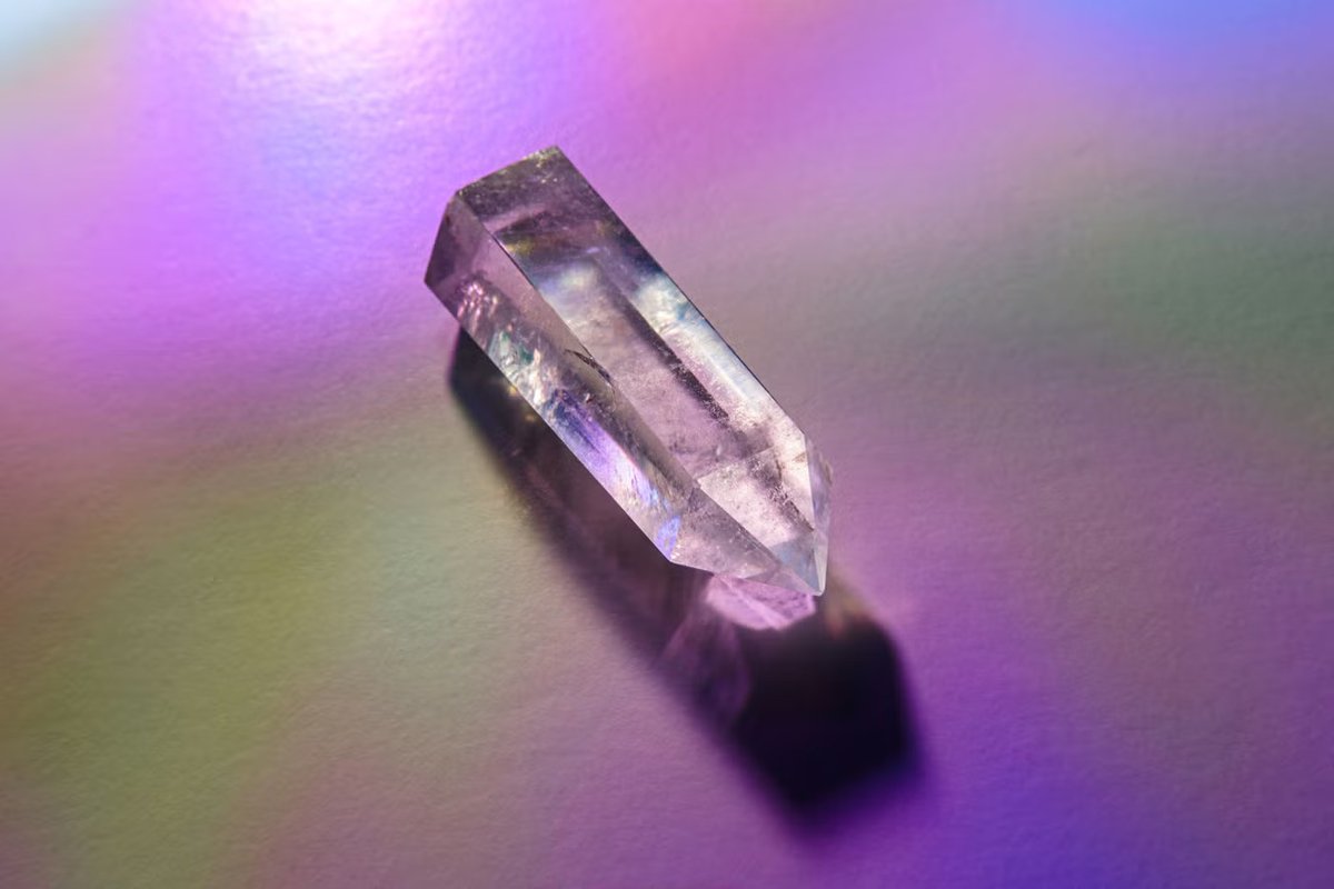 NightSkyToday's tweet photo. JUST IN🚨: Healing Crystals Really Can Alter Your Mind, Research Shows. https://t.co/SoNvX9zdWo