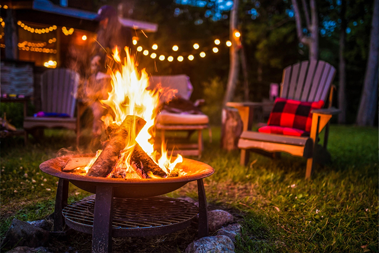 eFireplaceStore's tweet photo. 🔥 Don't guess which fire pit fits your backyard. Our guide helps you pick between gas, wood & more for effortless summer entertaining.
https://t.co/m7Rd1IfuUS
#FirePits #eFireplaceStore https://t.co/kj8BdZwo7L