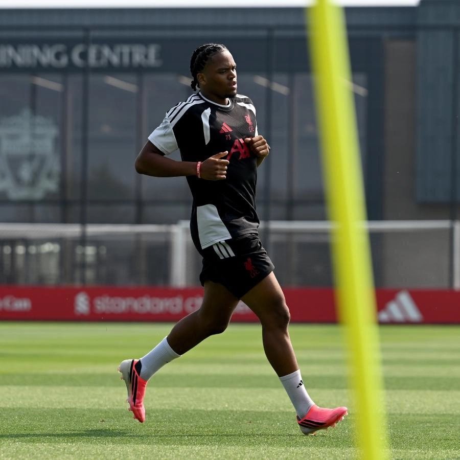 LFC Transfer Room tweet media