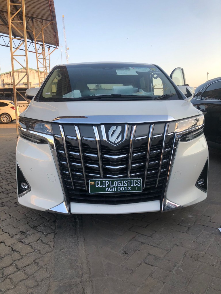 9080scan's tweet photo. Alphard 2018 https://t.co/E1PbLslCf6