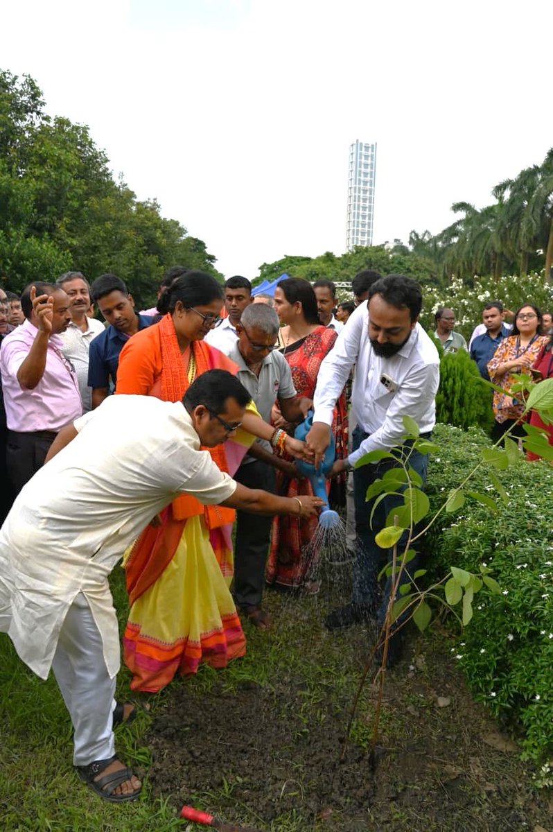 Kolkata Municipal Corporation tweet media