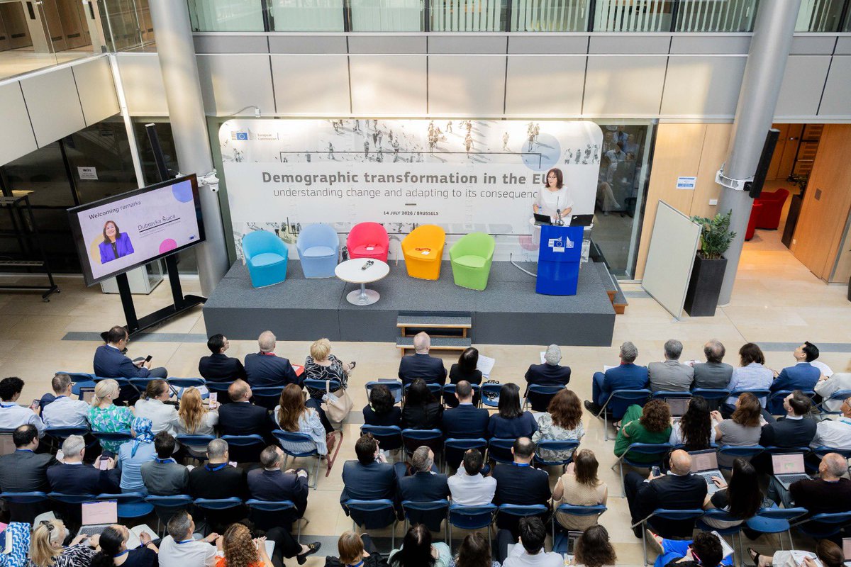 dubravkasuica's tweet photo. What a fantastic discussion on Europe's demographic future today!
I was delighted to present the new 🇪🇺 #DemographyReport and discuss its findings together with policymakers, researchers and stakeholders from across Europe.
A big thank you to @RaffaeleFitto, 🇭🇷 @ministar_sipic and 🇮🇹 Minister Eugenia Roccella, and everyone who contributed to such an inspiring debate.
I look forward to the #EuropeanDemographyForum next year.