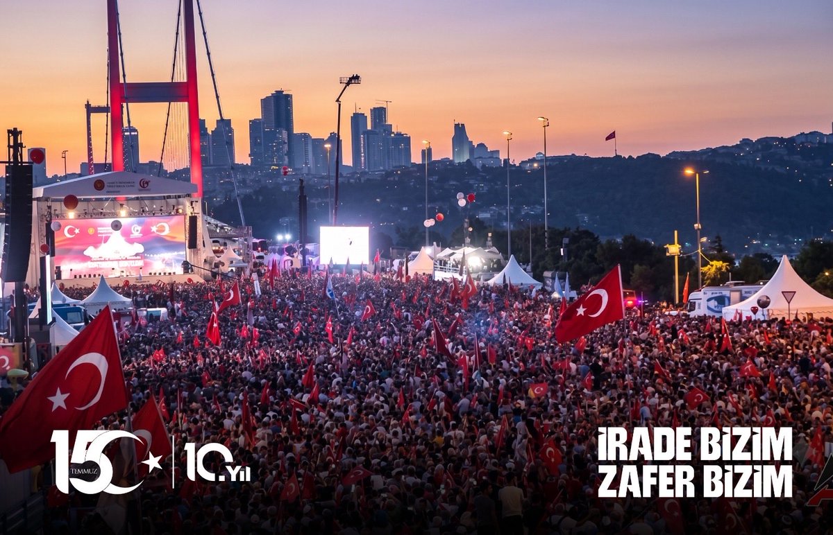 zcanSolak's tweet photo. Vatanın bütünlüğüne ve halkın iradesine müdahale etmek isteyenlere karşı sergiledikleri onurlu duruşla hayatını kaybeden şehitlerimize Allah’tan rahmet diler
Gazilerimize şükranlarımı sunarım 
İrade Bizim Zafer Bizim
@TahaSaricaoglu 
@abdullahozdemir 
@Rhm1223 
@ak_uskudar https://t.co/Da29SQRmQS