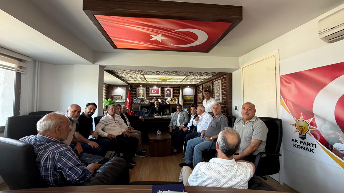 SAITBASDAS's tweet photo. Doğu ve Güneydoğu Dernekleri Federasyonu Başkanımız Sayın İsmet Barlas’ı ve federasyona bağlı dernek başkanlarımızı İlçe Başkanlığımızda ağırlamaktan büyük memnuniyet duyduk.

Birlik, beraberlik ve kardeşlik ruhunu pekiştiren bu anlamlı buluşmada; hemşehrilerimizin beklentilerini, Konak’ımızın geleceğini ve ortak hedeflerimizi istişare ettik.

Nazik ziyaretleri dolayısıyla Sayın İsmet Barlas’a ve federasyona bağlı dernek başkanlarımıza teşekkür ediyor, birlik ve dayanışma içerisinde Konak’ımız ve ülkemiz için hep birlikte çalışmaya devam edeceğiz. 🇹🇷