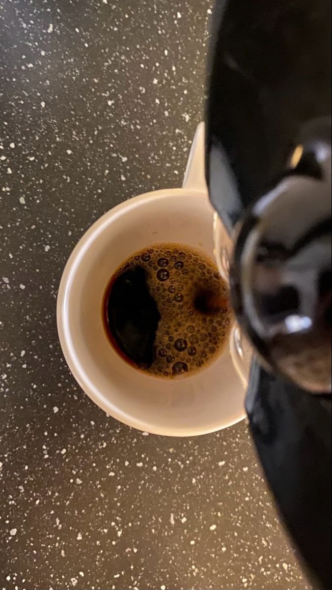 HiddennLetters's tweet photo. Déjenme la jarra de café que hoy la necesito...

☕️ https://t.co/fG4TmGDVw5