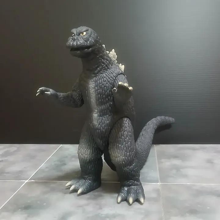 6hzcbx's tweet photo. #これを見たら必ずゴジラの写真を貼る
#夜のフィギュア撮影会
とりあえず購入しました。ジラースから復帰した感じ…満点です。 https://t.co/NZQrhC450L