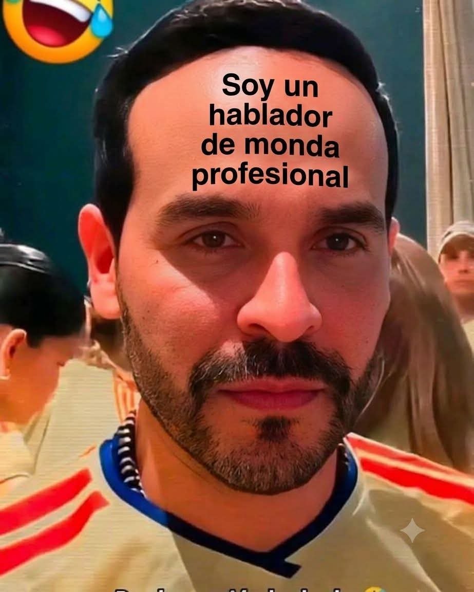 XPost1A's tweet photo. Un hablador de mierda. https://t.co/WHbz75wRkh
